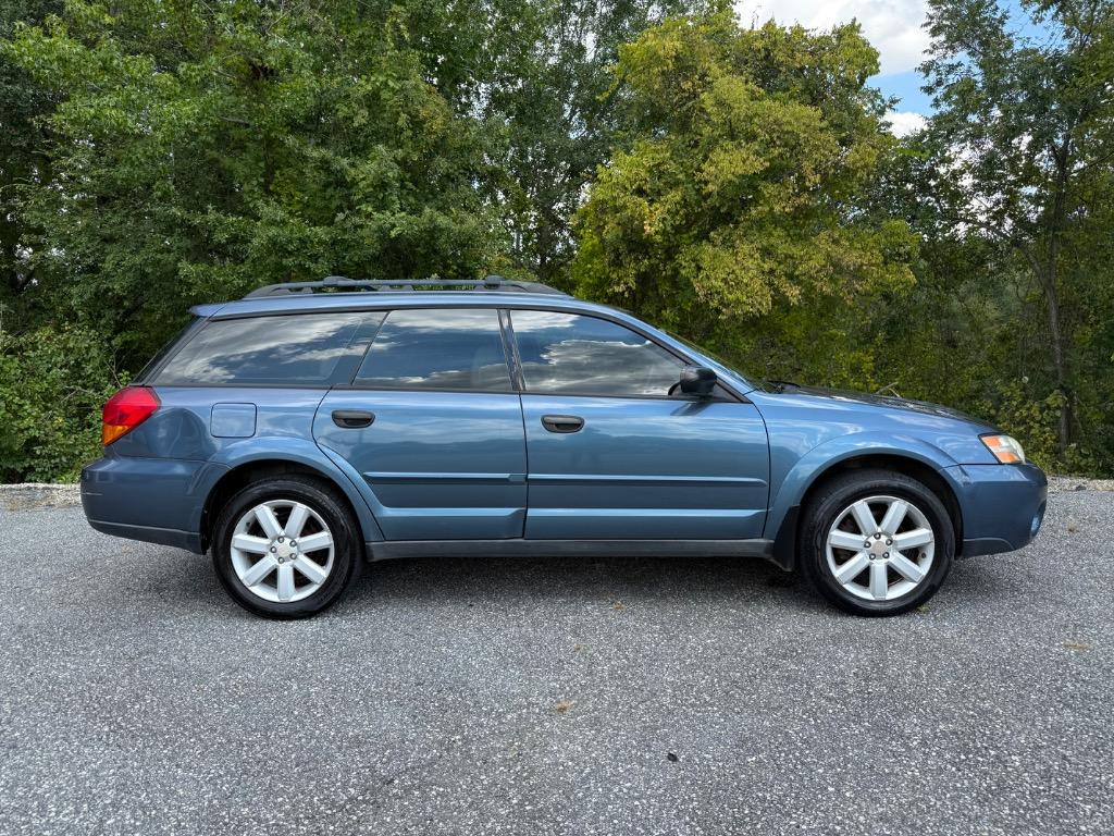2006 Subaru Outback's photo