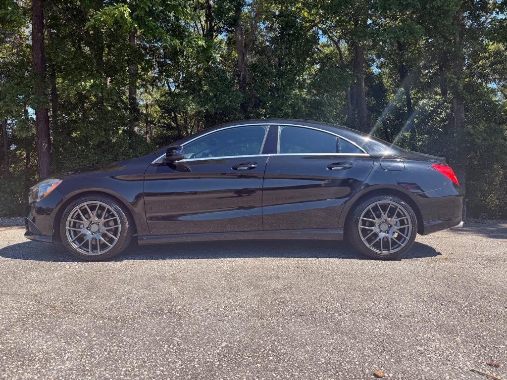 2016 Mercedes-Benz CLA CLA250's photo